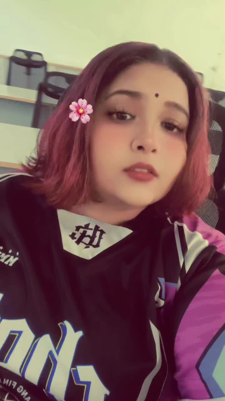 @Lacoste04