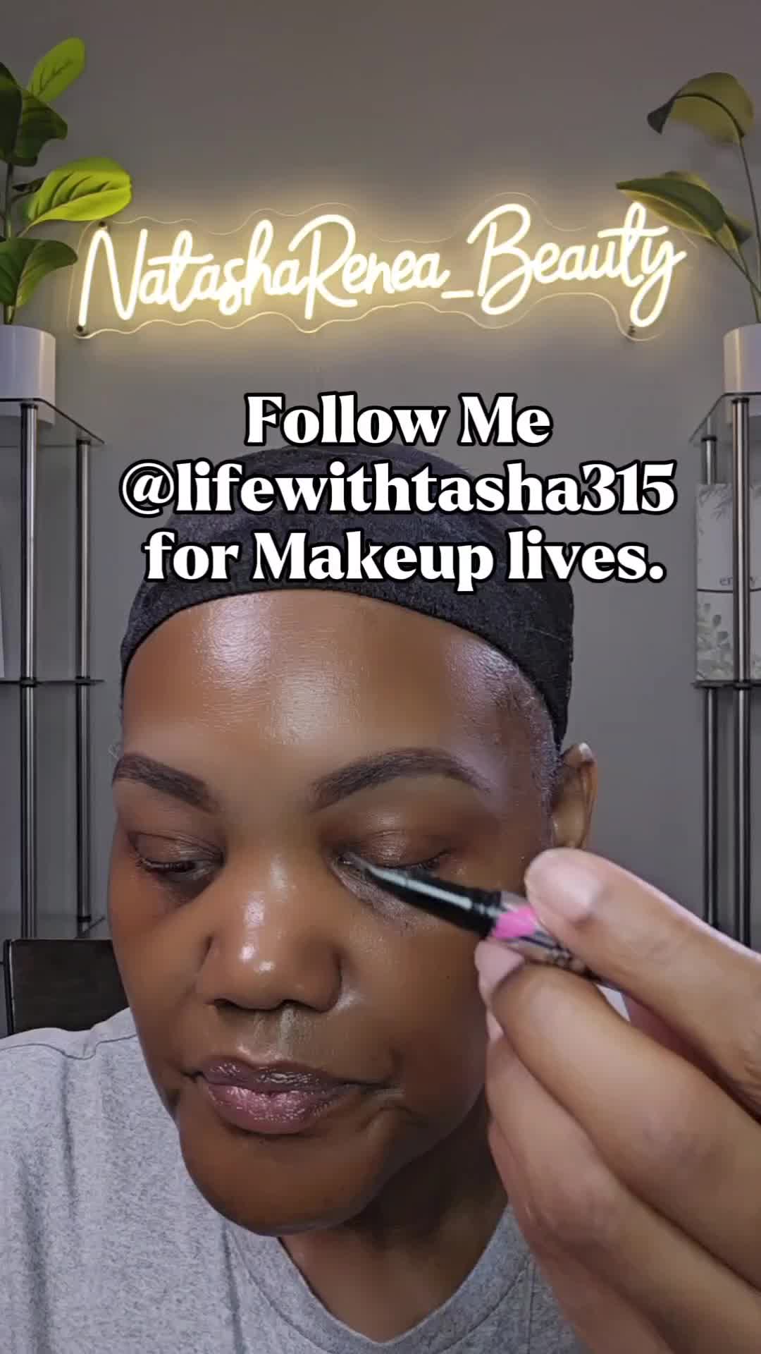 @NatashaRenea_Beauty