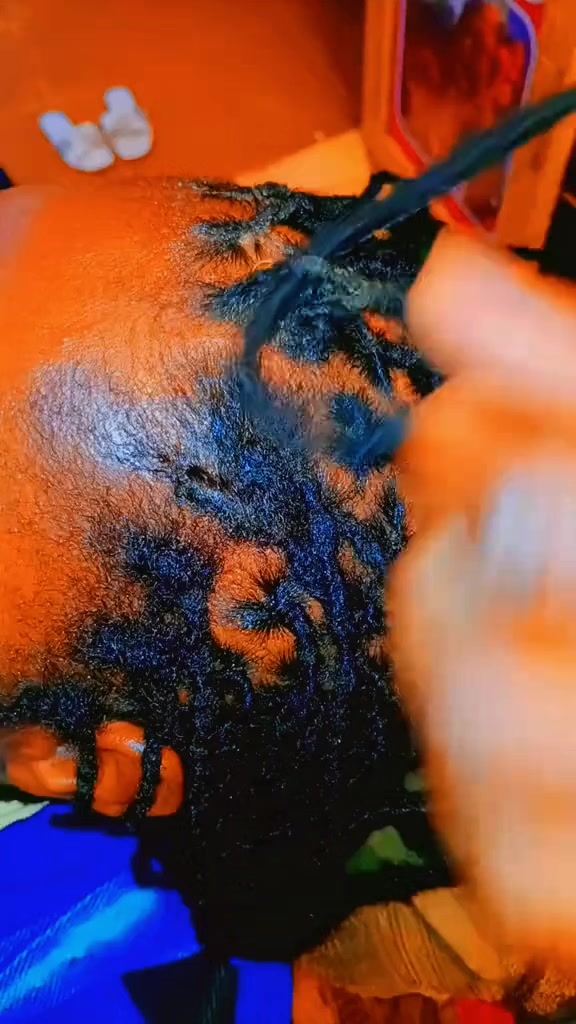 @Clintondreadlocks ug +256