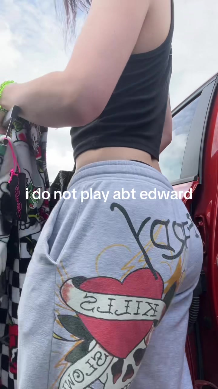 @momo