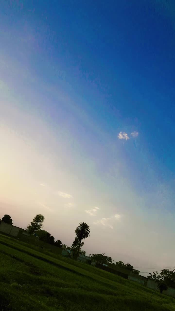 @🦋&hearts;️Farhan سید بادشاہ🎭🍓