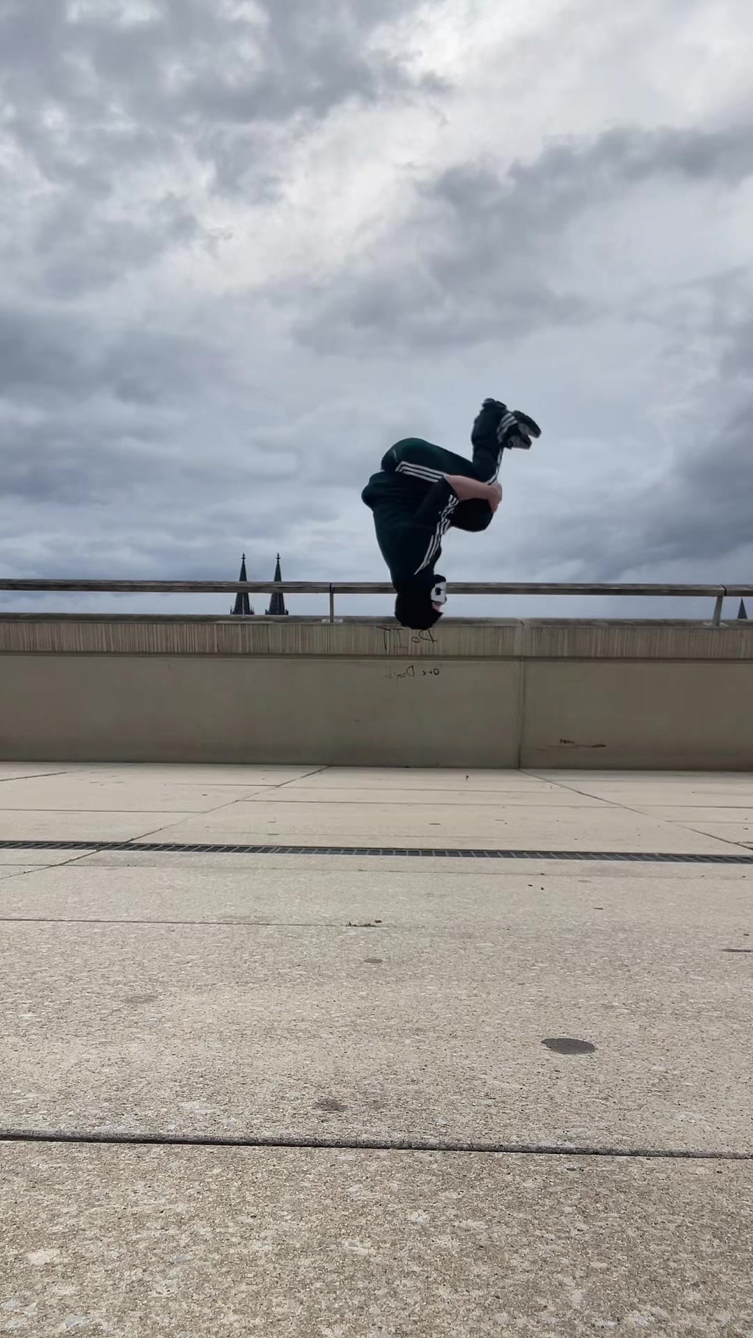 @NØx