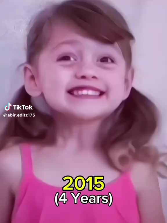 @maya le Clark fan