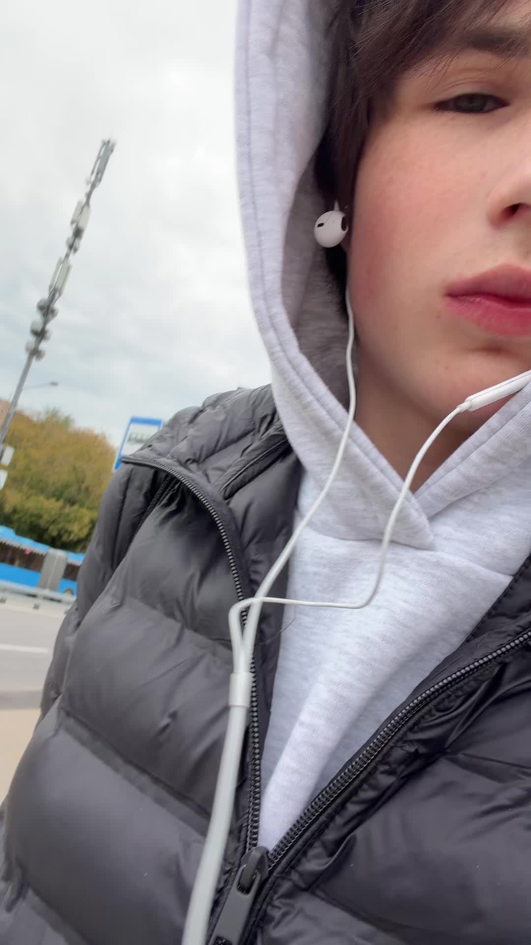 @emelyu