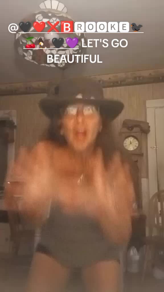 @🖤❤️🤟REBEL Danielle Cerda772