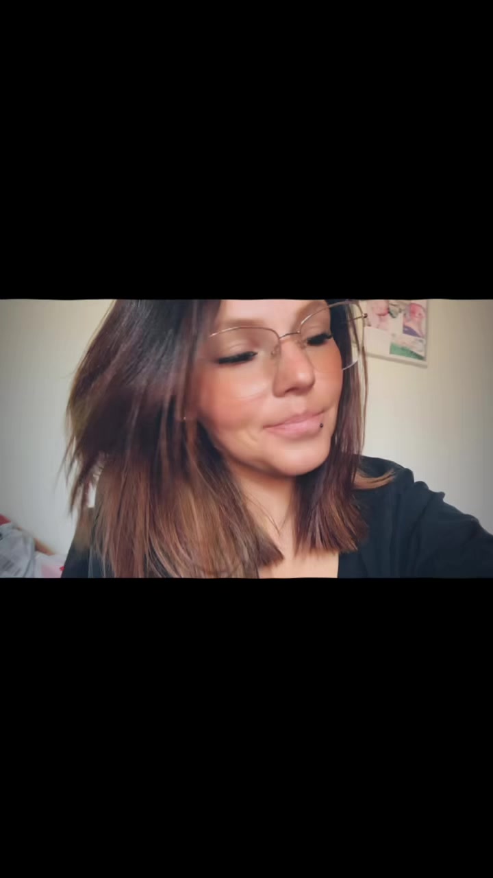 @_1996_Girl 🖤