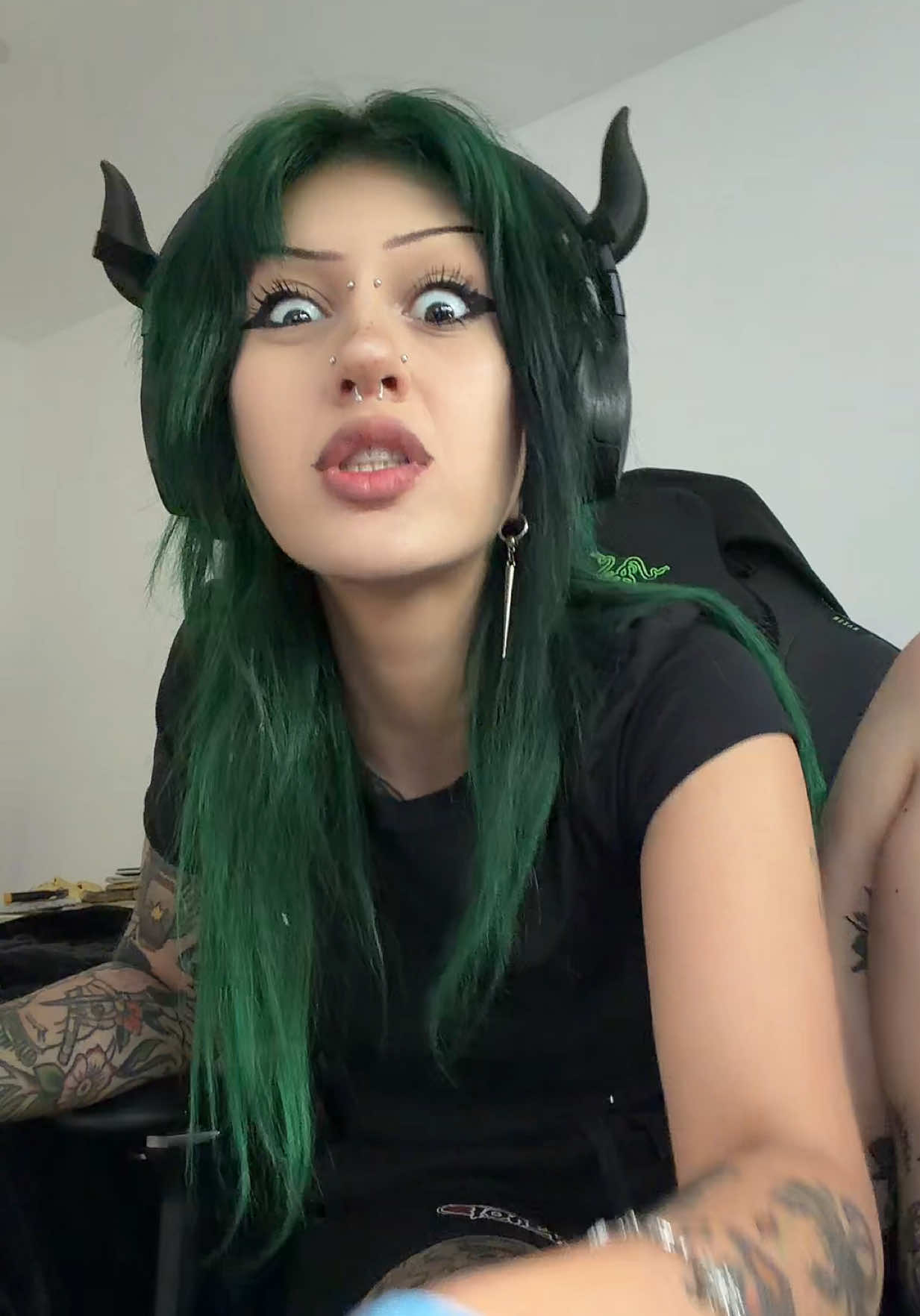 @elis