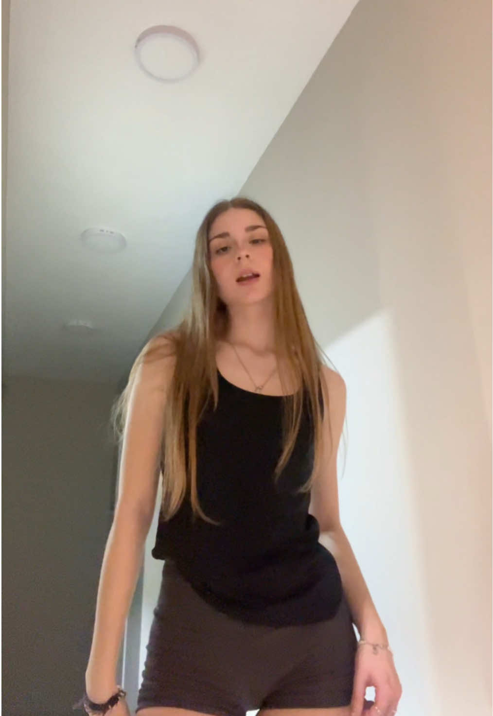 @vicky