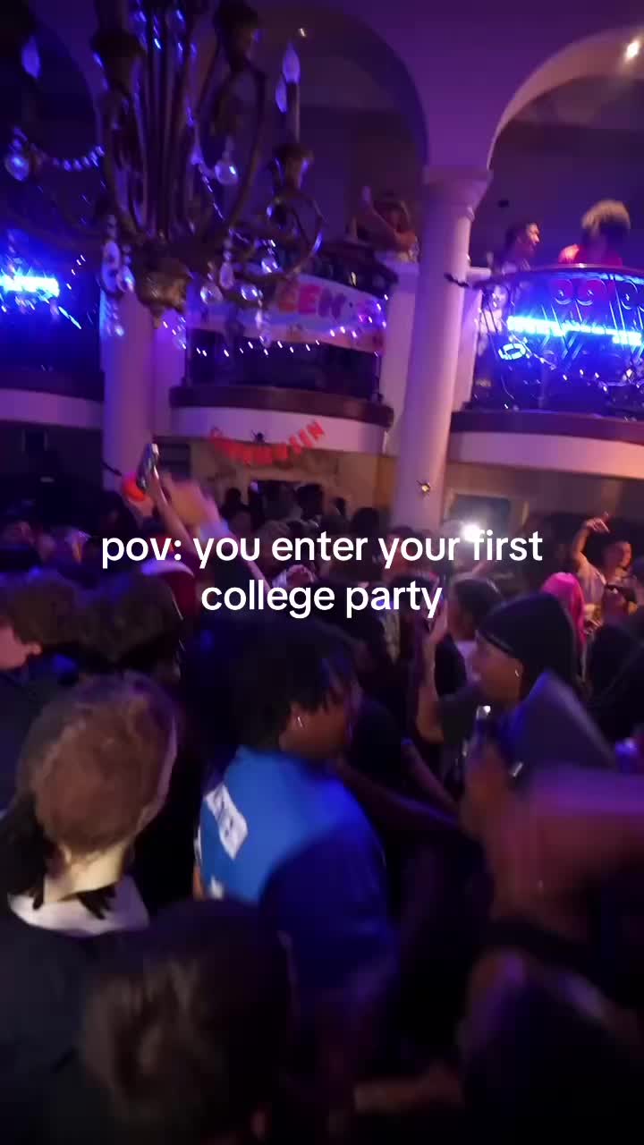 @Hotshots & thots🥂