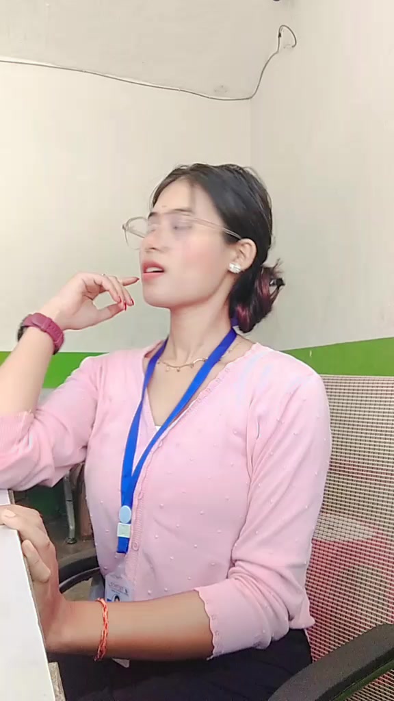 @Xoti(•‿•)