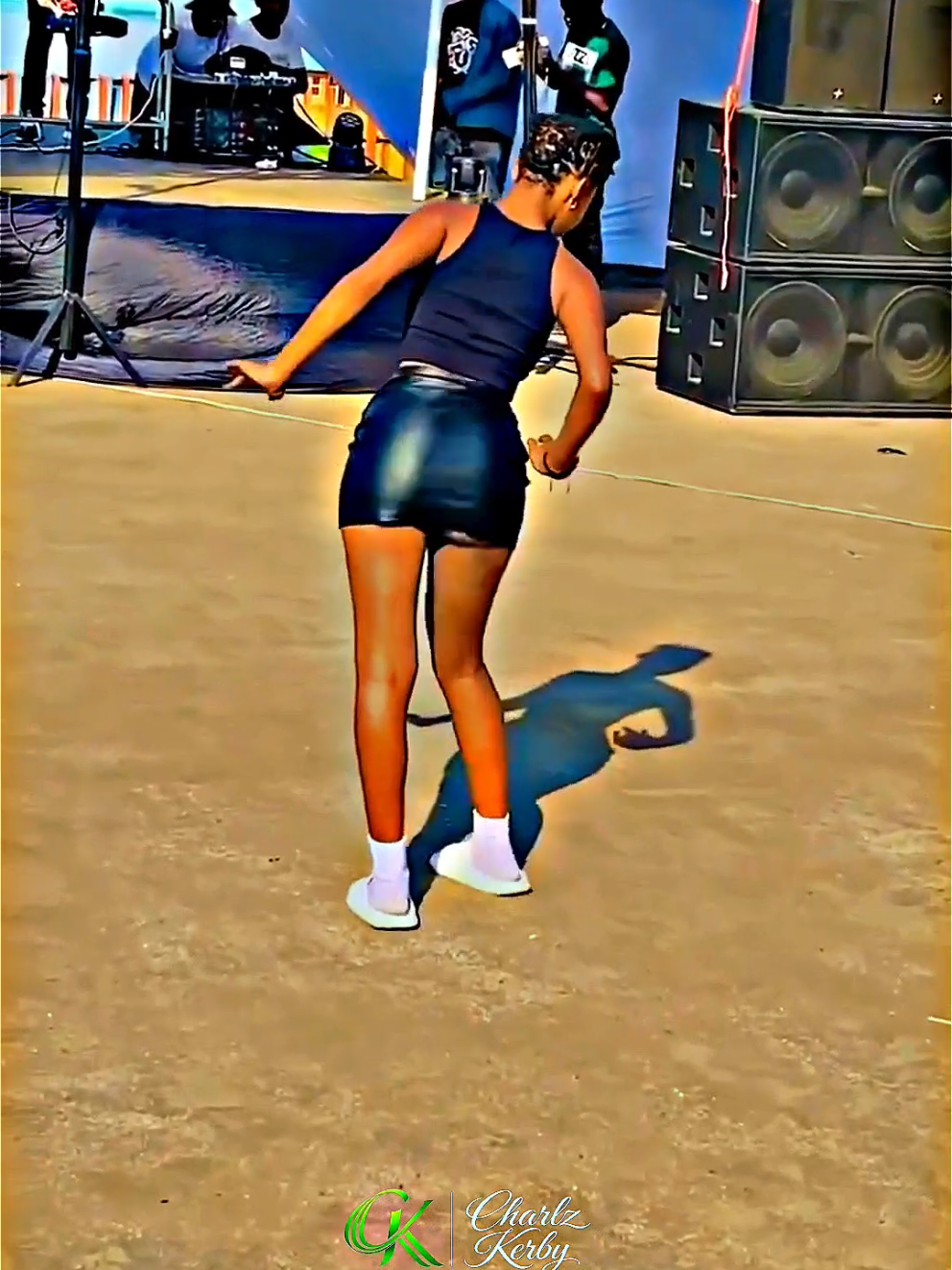 @𝐂𝐡𝐚𝐫𝐥𝐳 𝐊𝐞𝐫𝐛𝐲💫