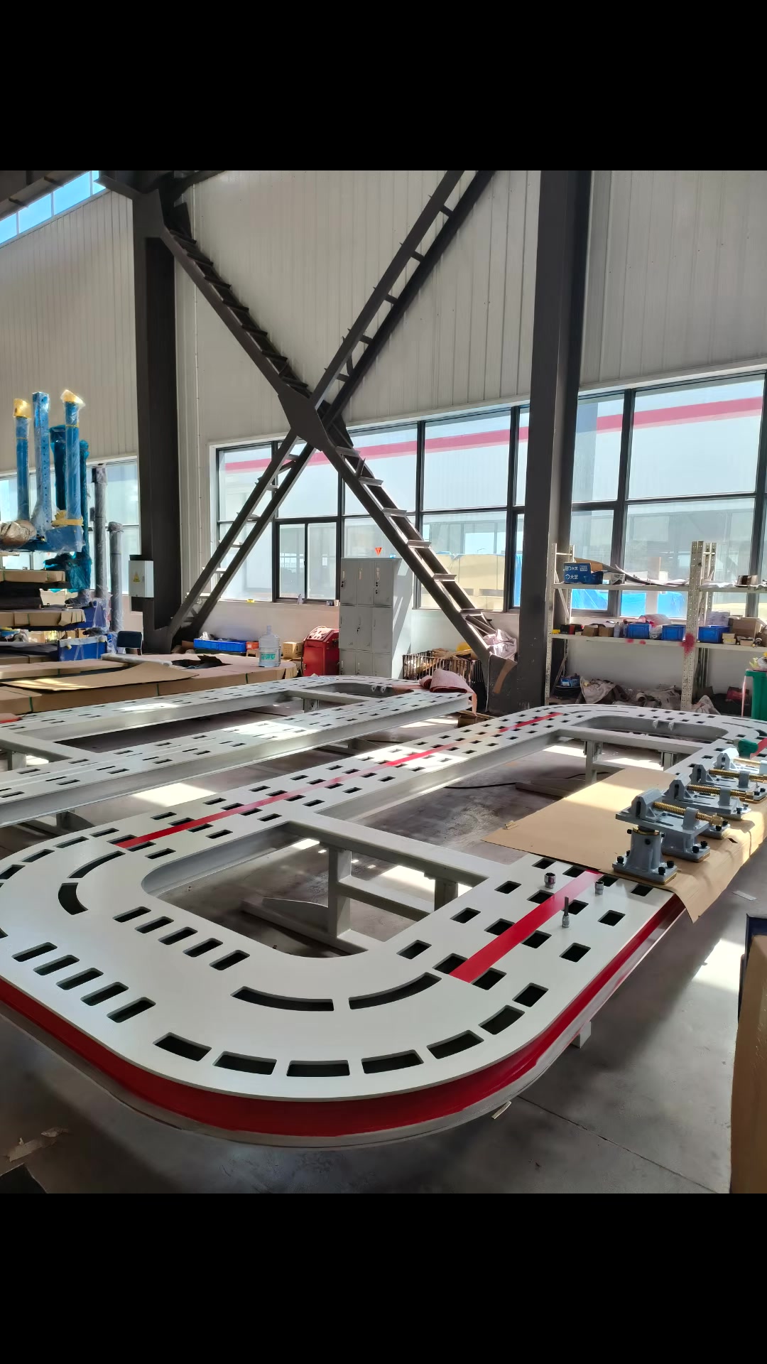 @Automotive equipment