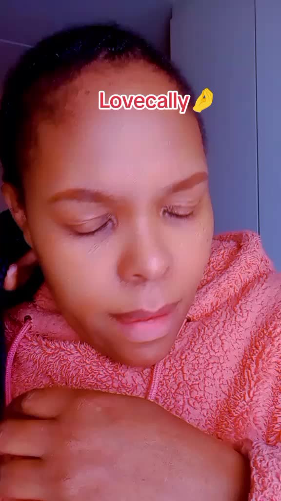 @Mommy doll✝️