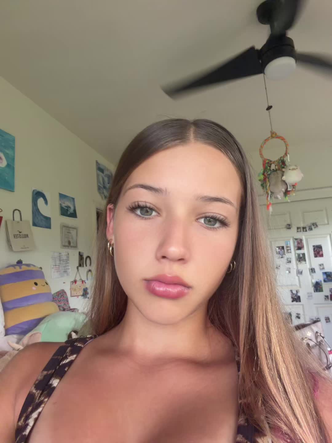 @malia