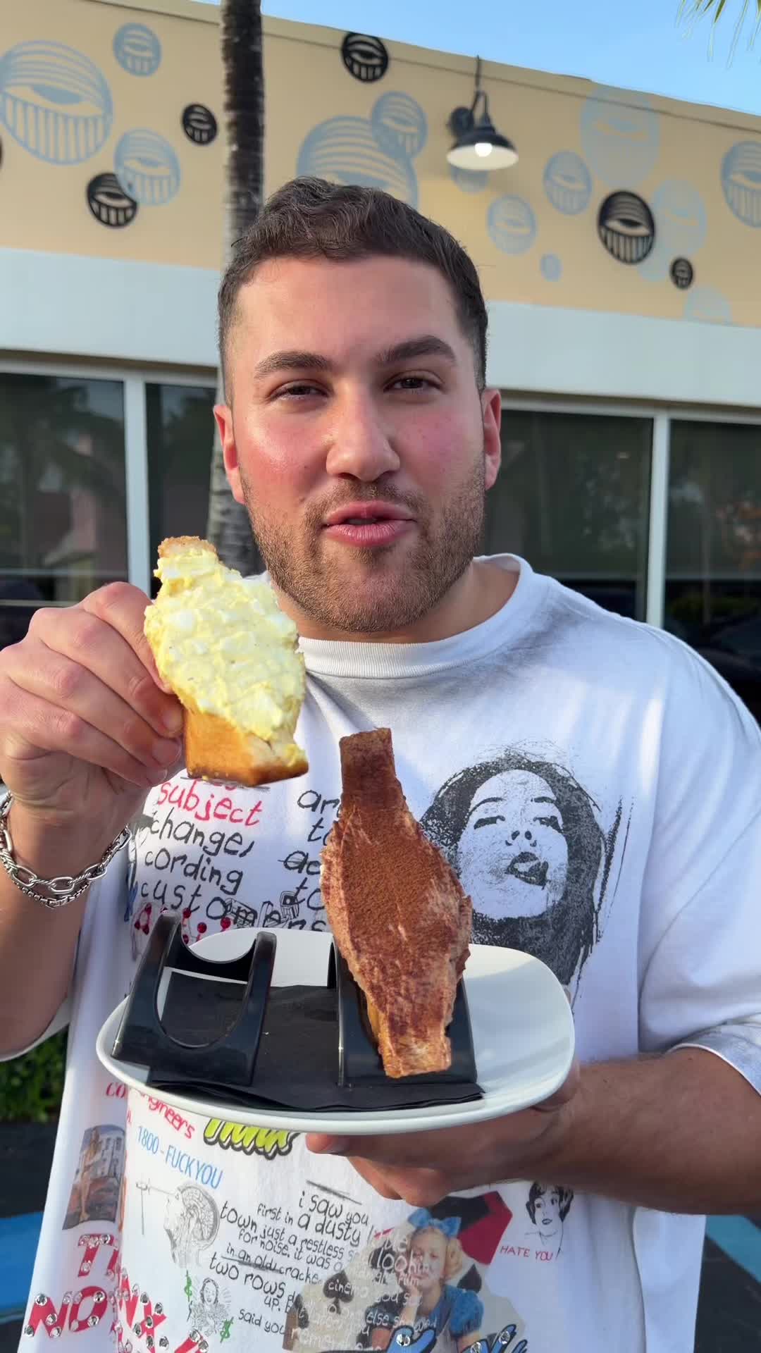 @mikeiseating