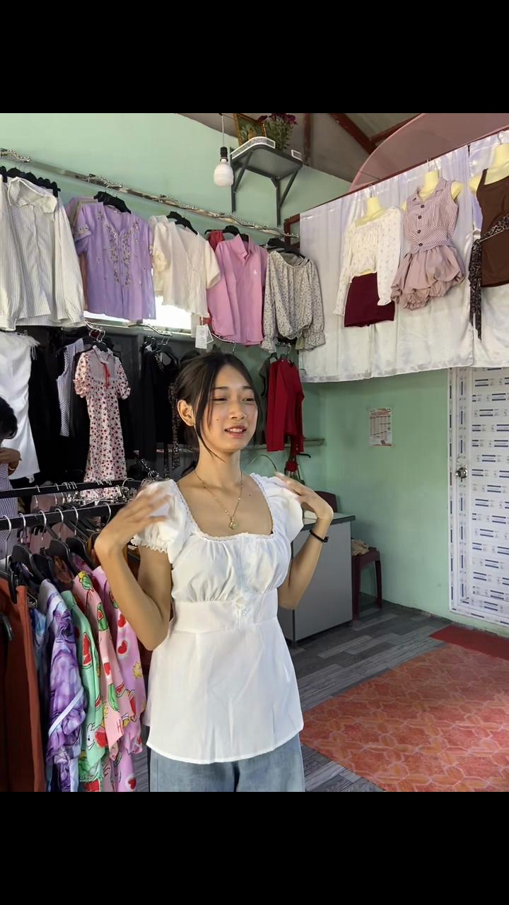 @Swe Eain ( 小英 ）🌷