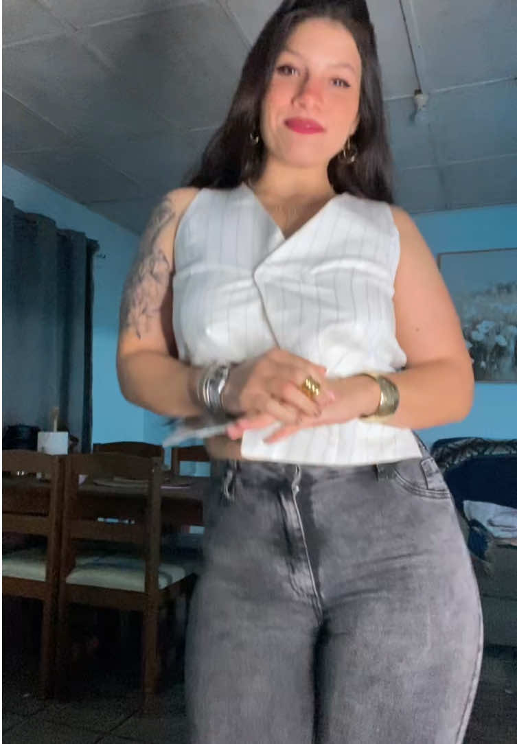 @Correa correa🍓💙❣️✨