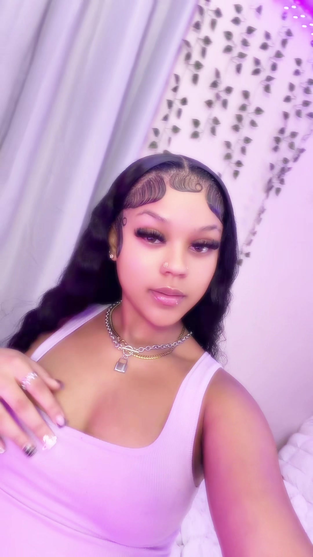 @doll .