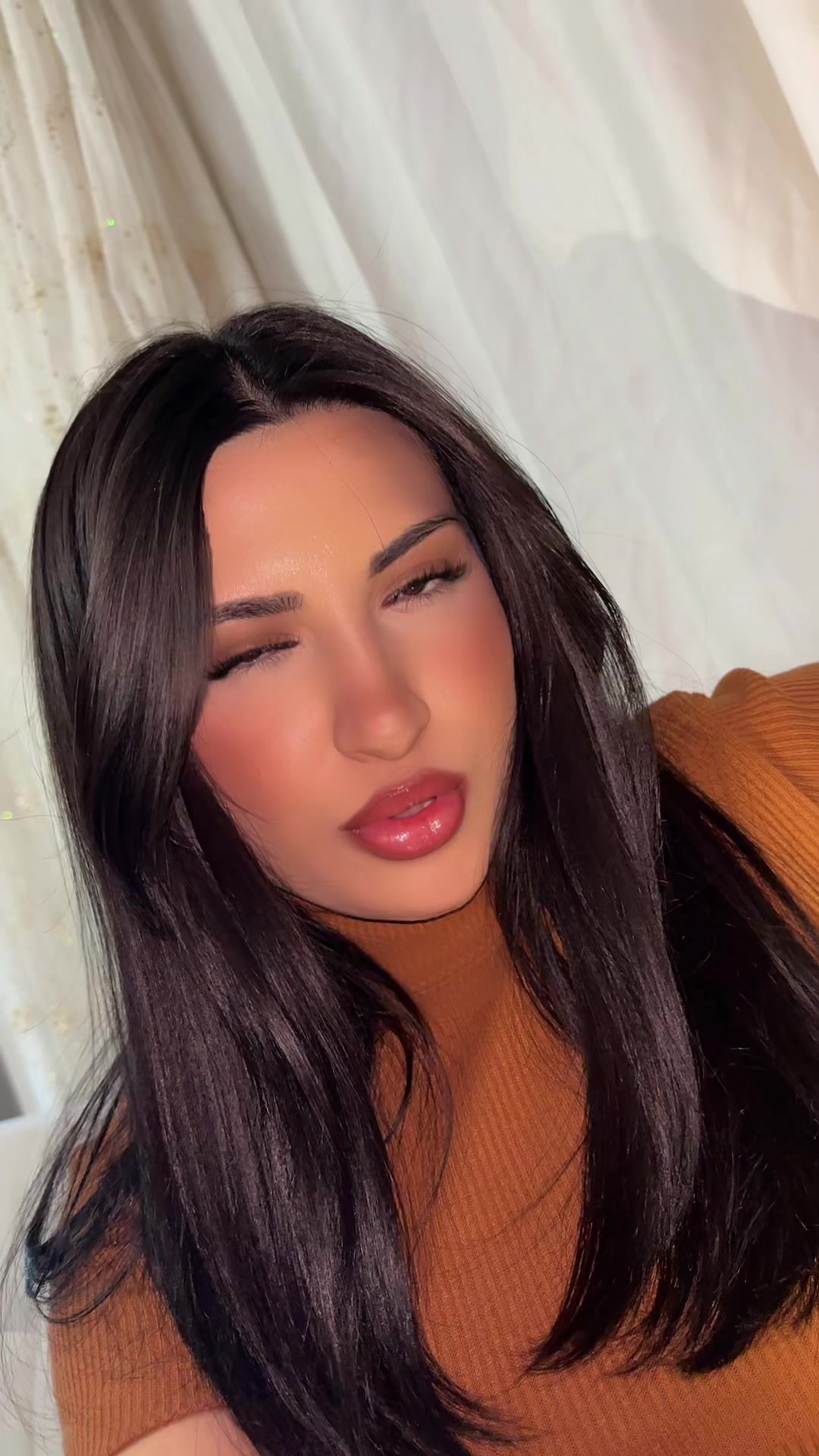 @G&uuml;lll🌹