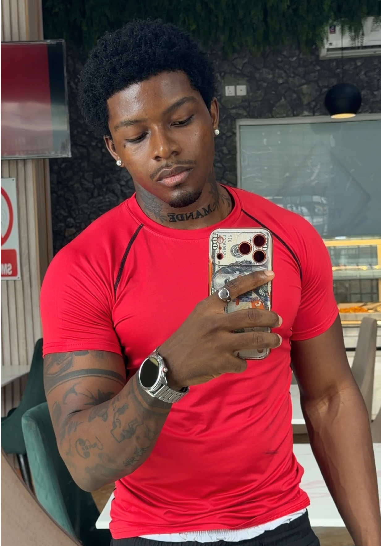 @Buike