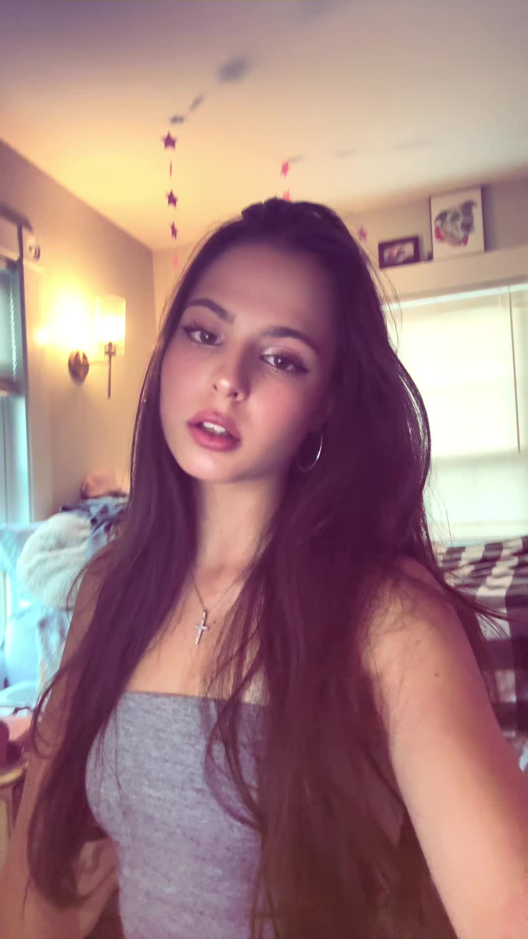 @ava_larcome