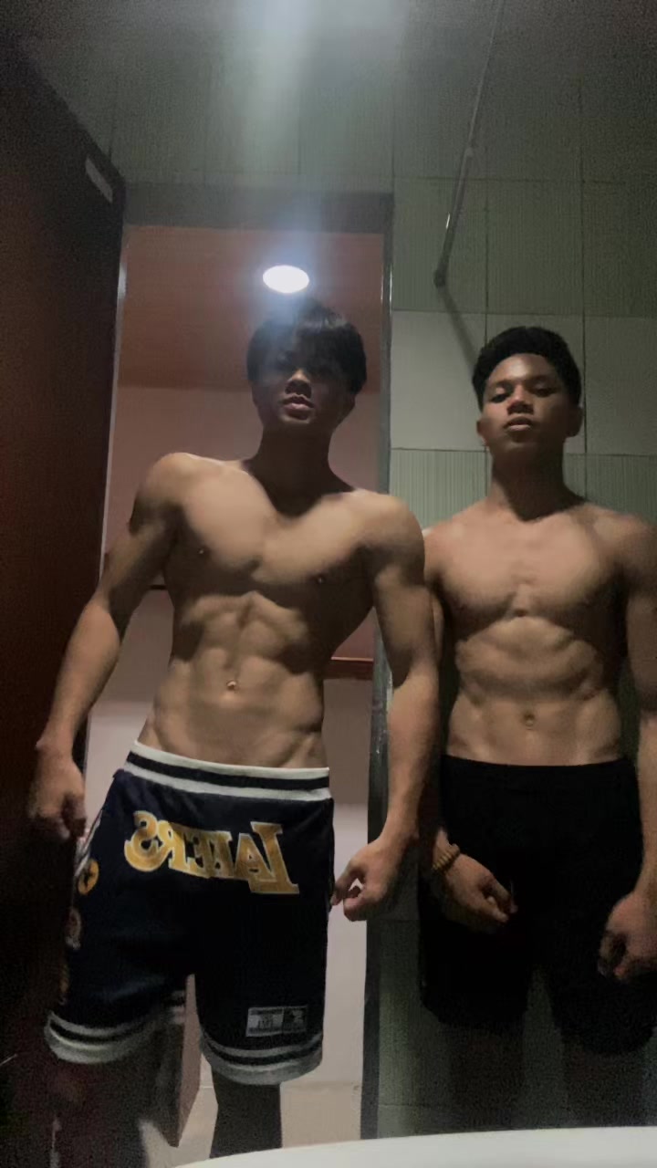 @Cj ใ