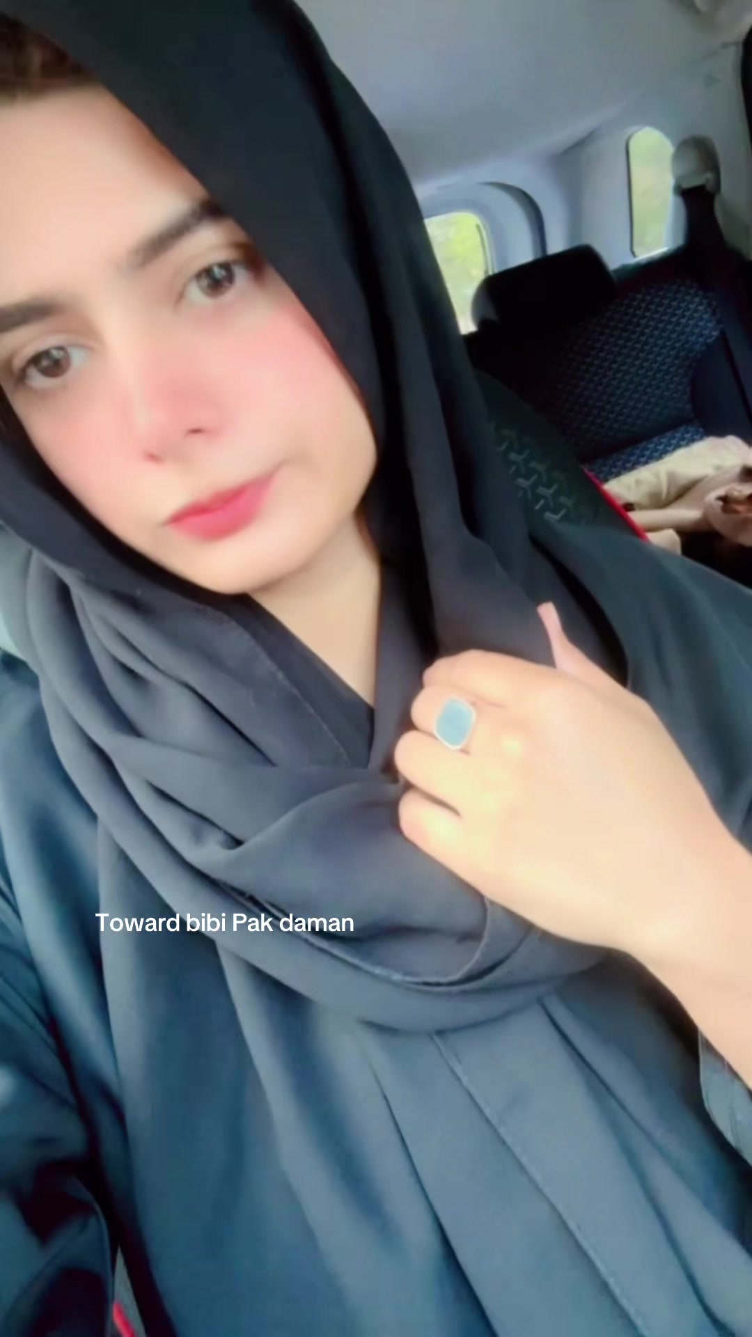 @Maha khan👑