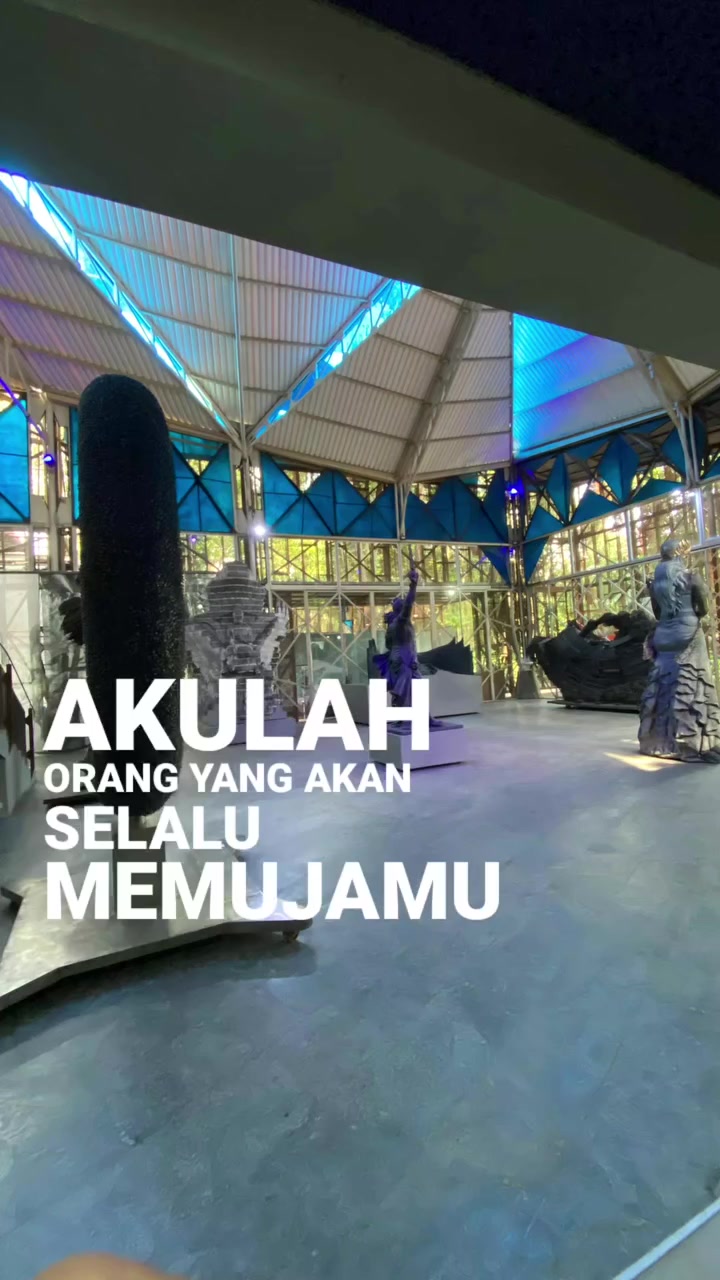 @EK