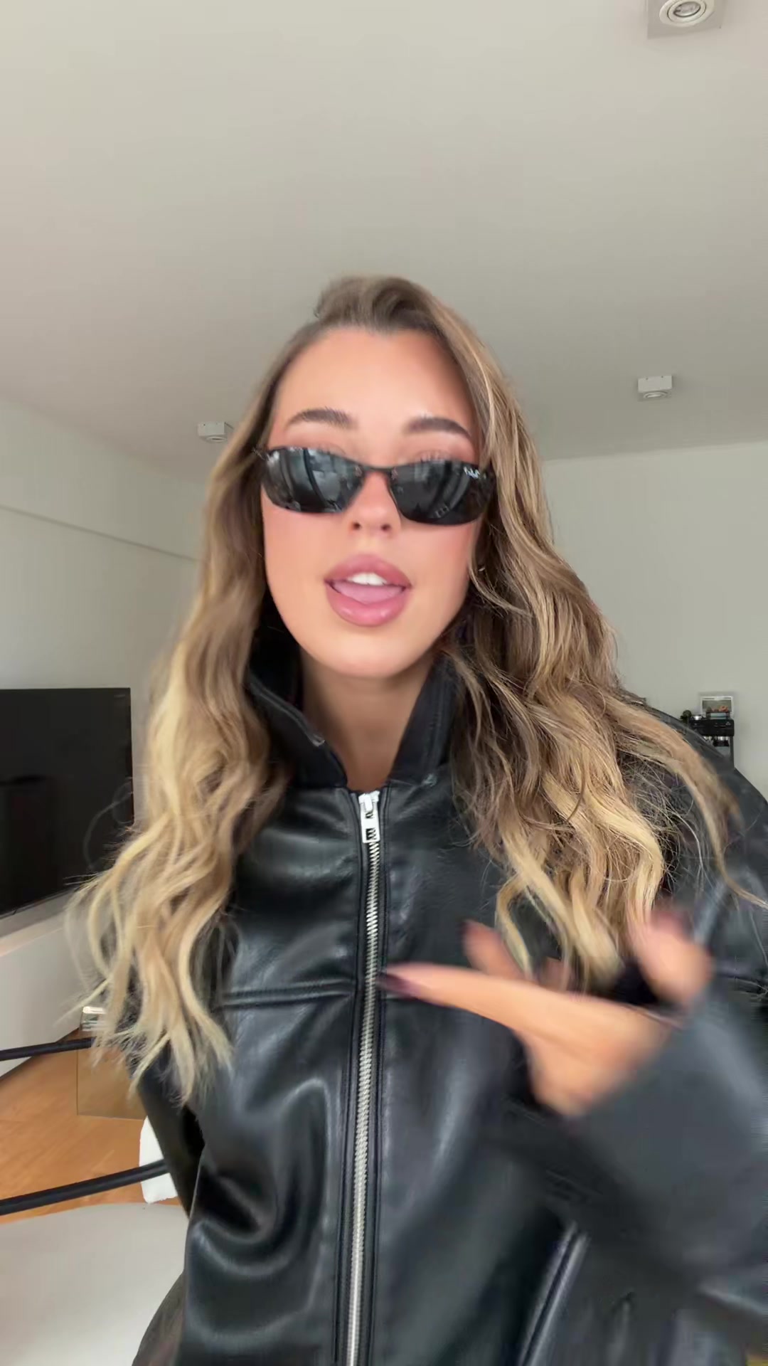 @julicelsi