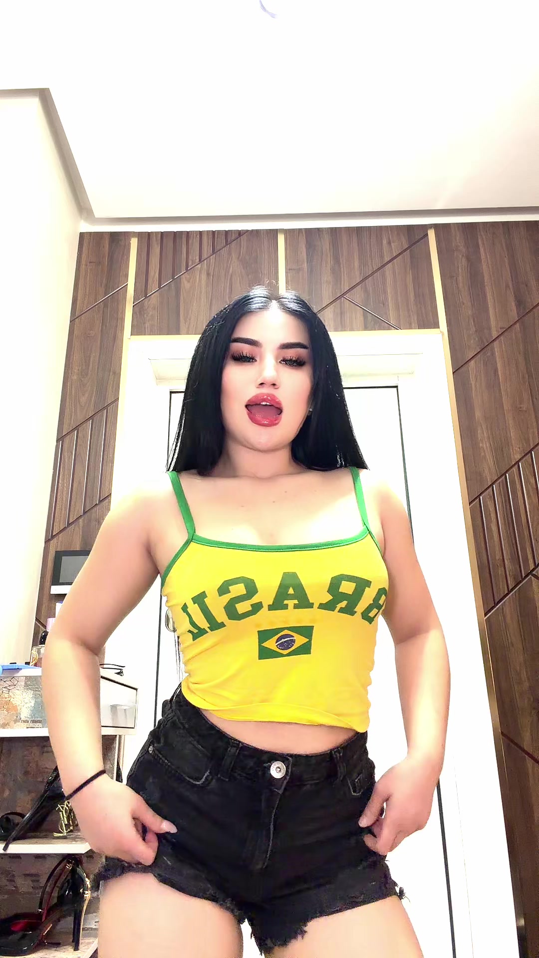 @Izamovaa1