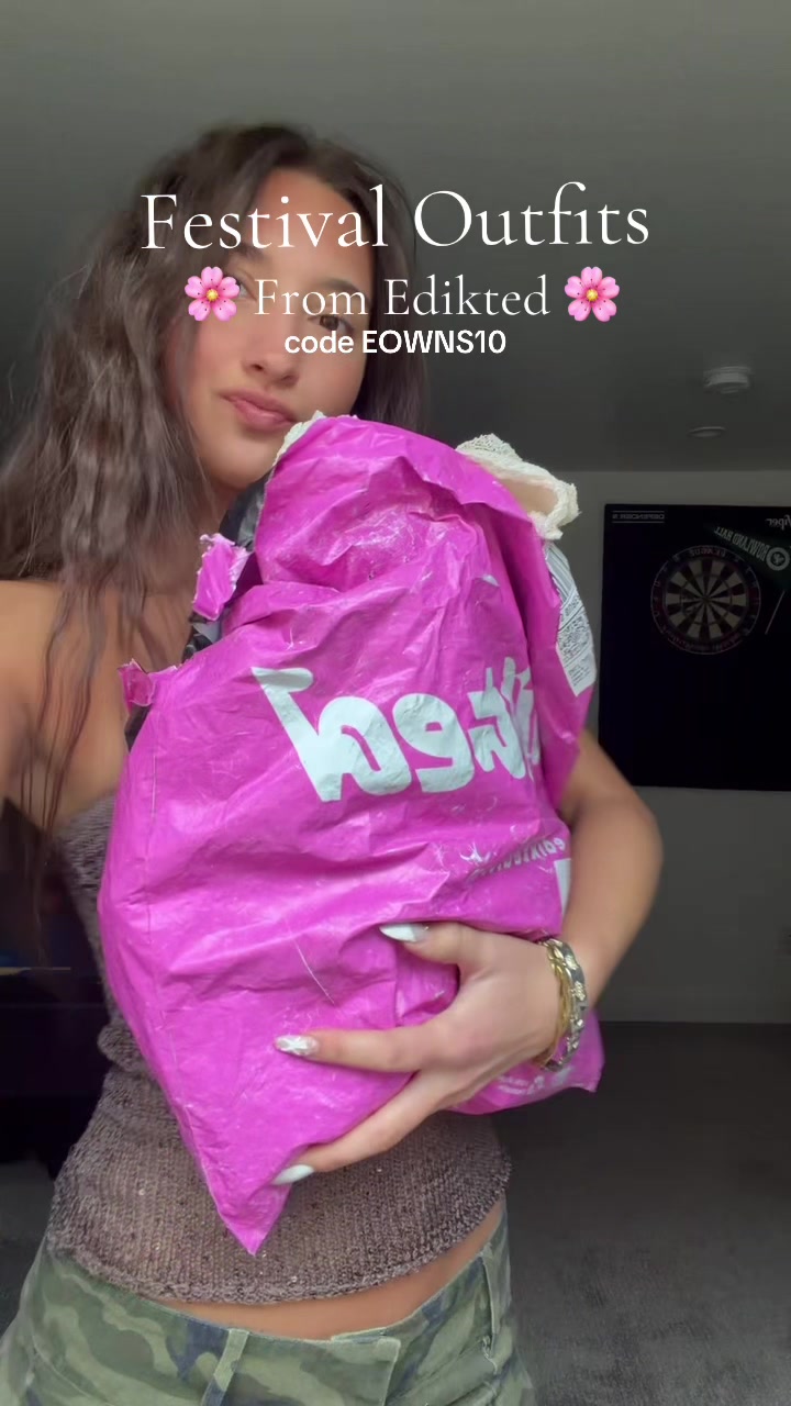 @elena