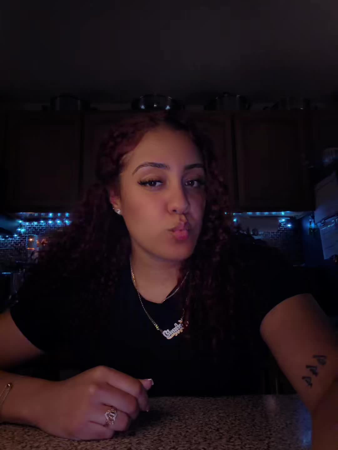 @curly.melly