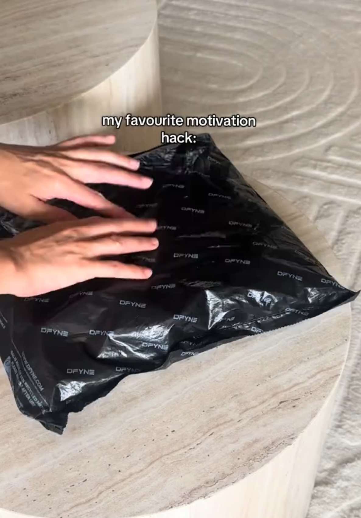 @sacharina