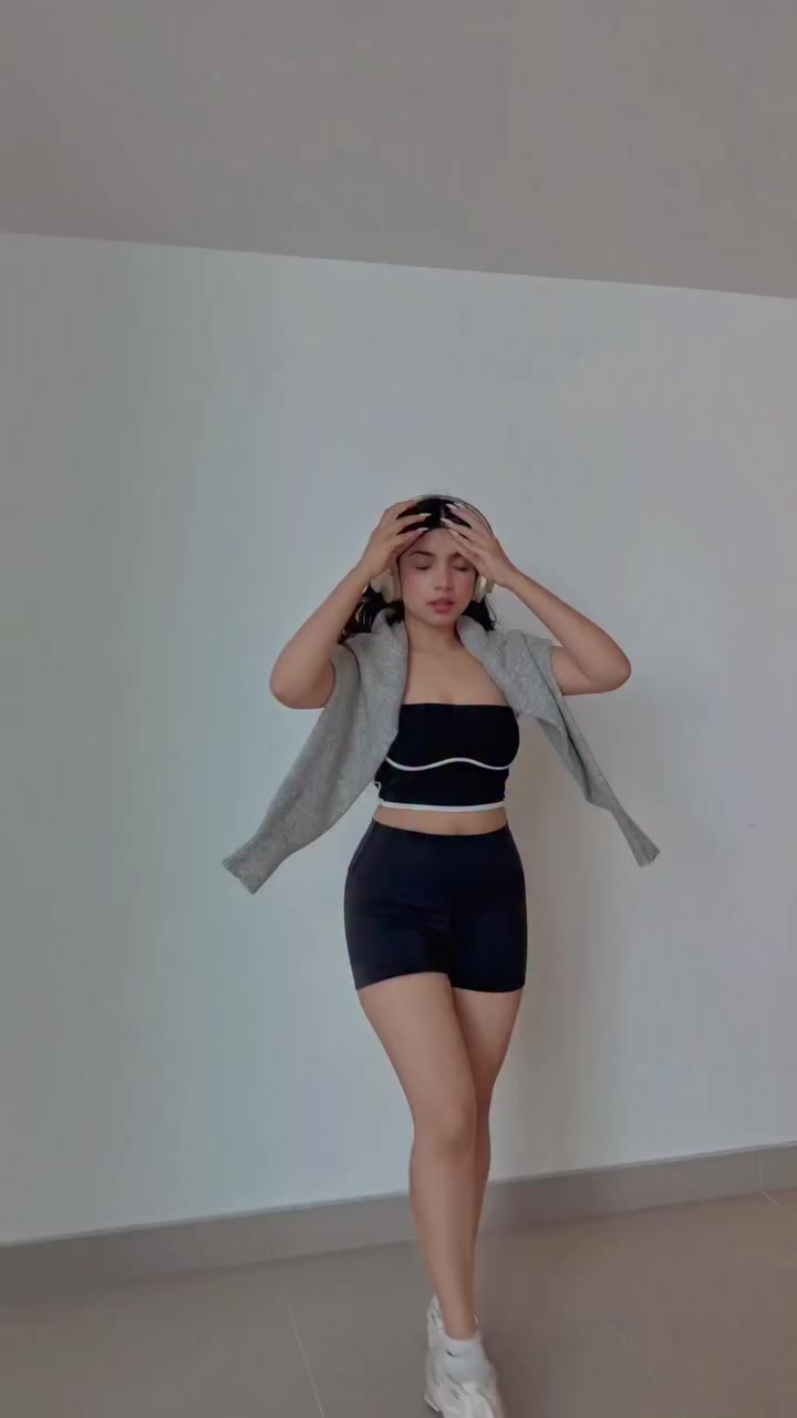 @UrDoll