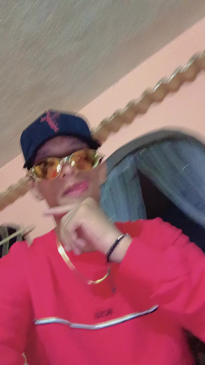 @Alejxx🖤