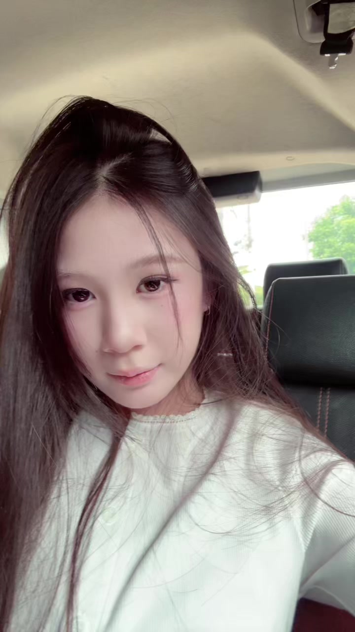 @อะไรอลินน