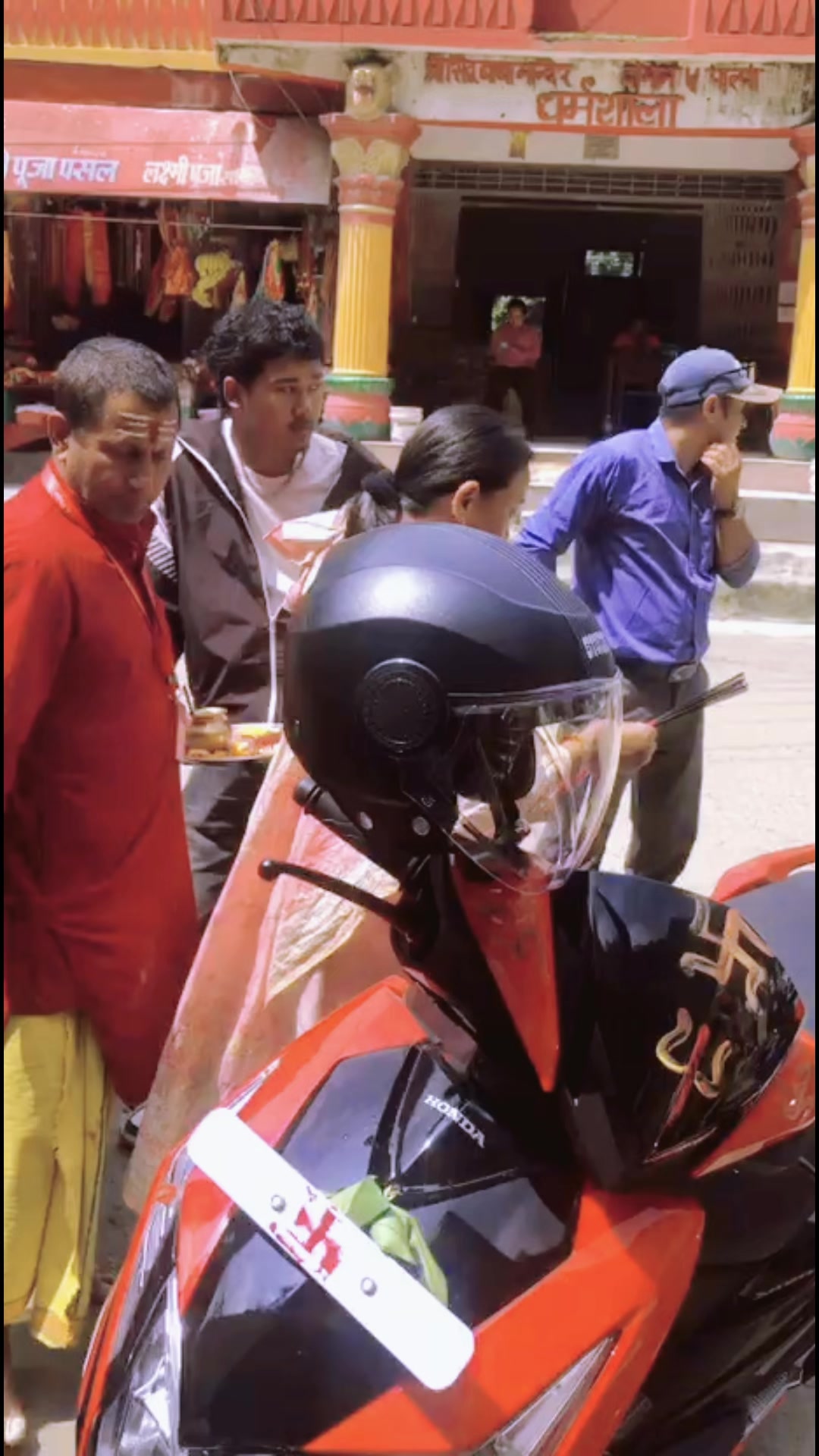 @Jaya Sinjali
