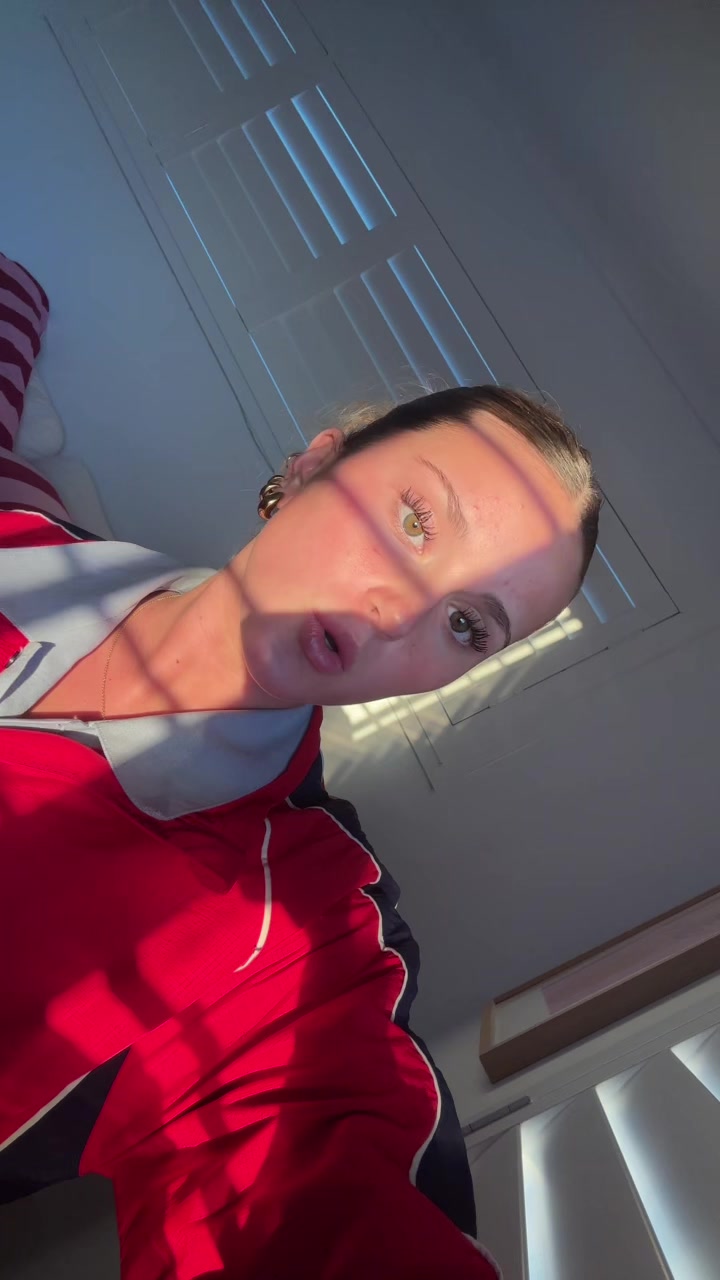 @️