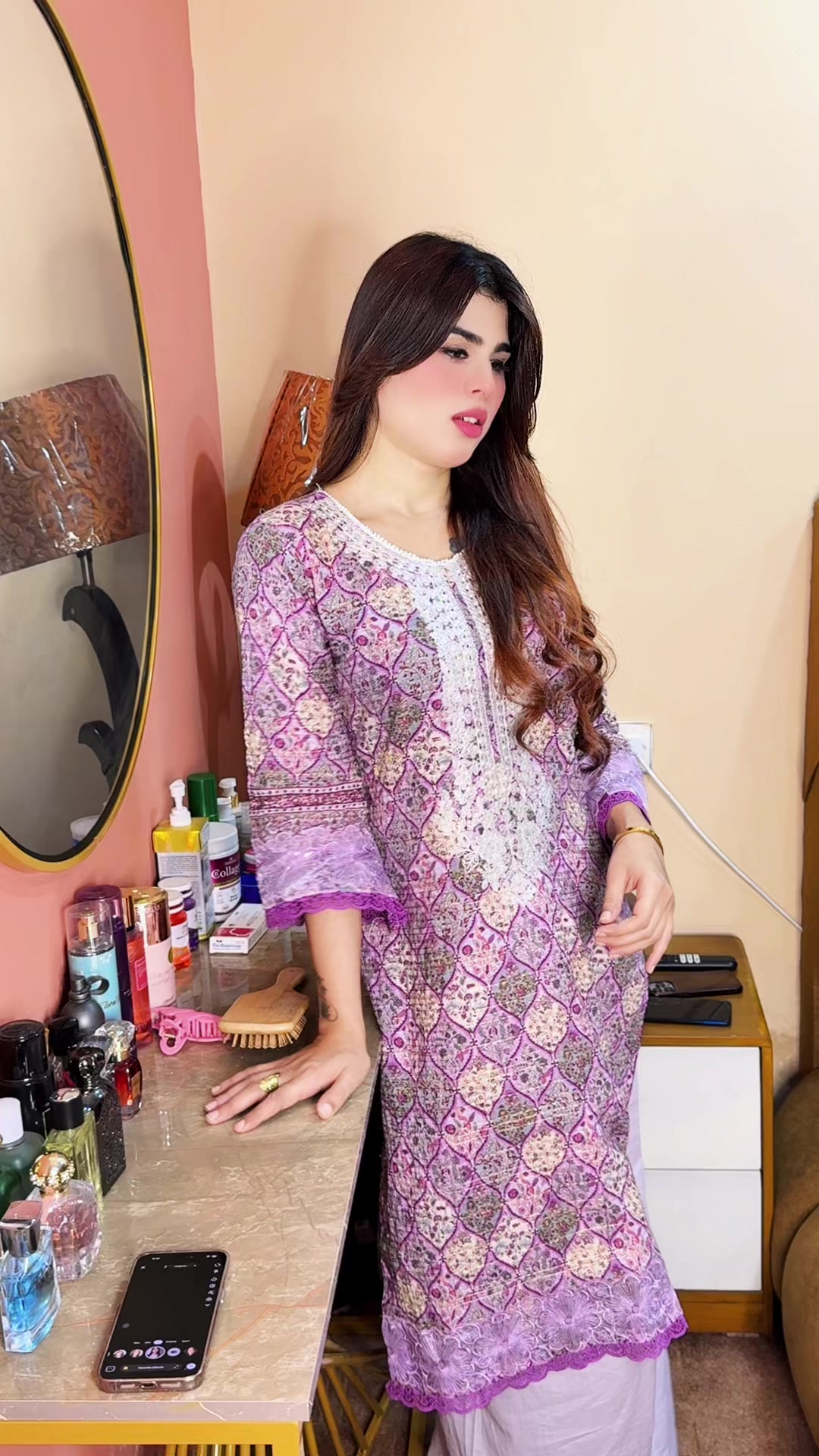 @MAHI 👑