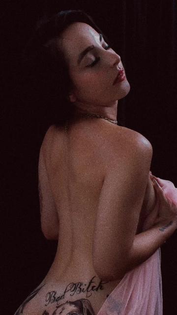 @Gabriela_Roschild☄️
