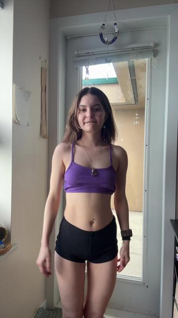 @Baylee 💜🇨🇦