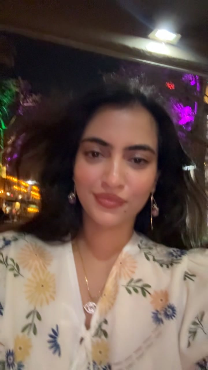 @shreyuu
