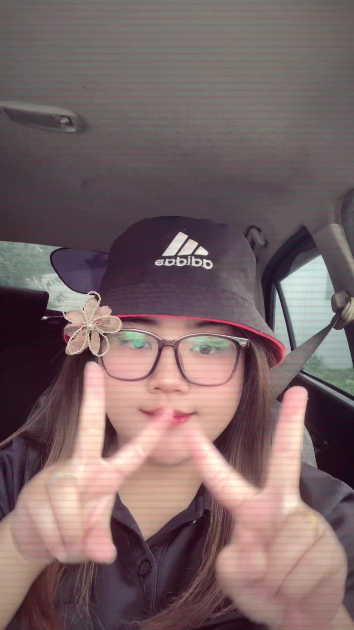 @Flora-17