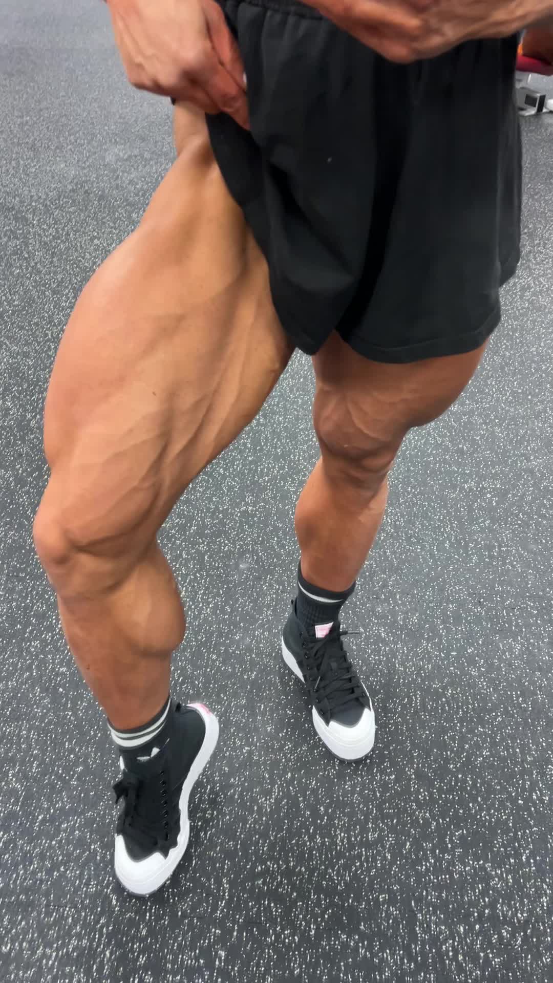 @extreme_woman