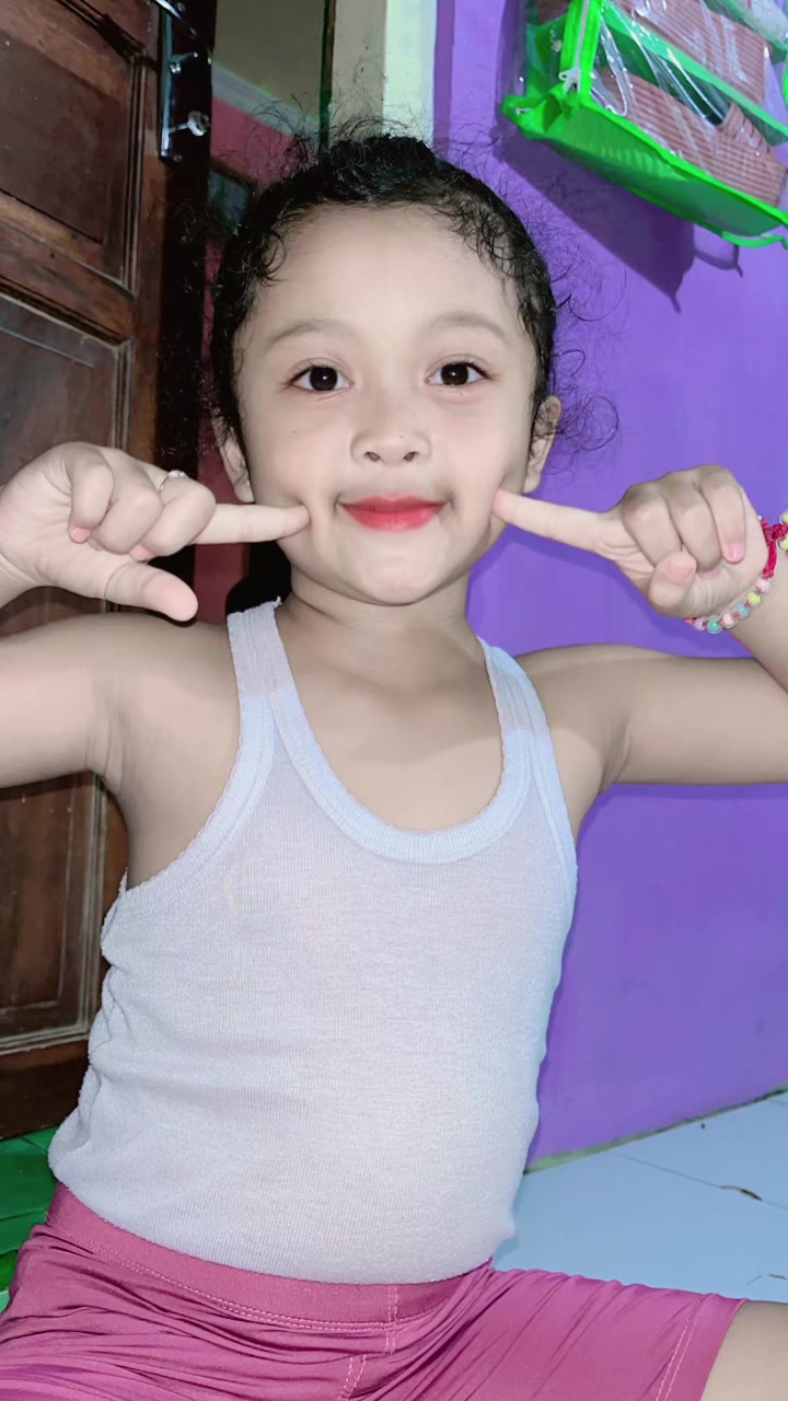 @mamanya della