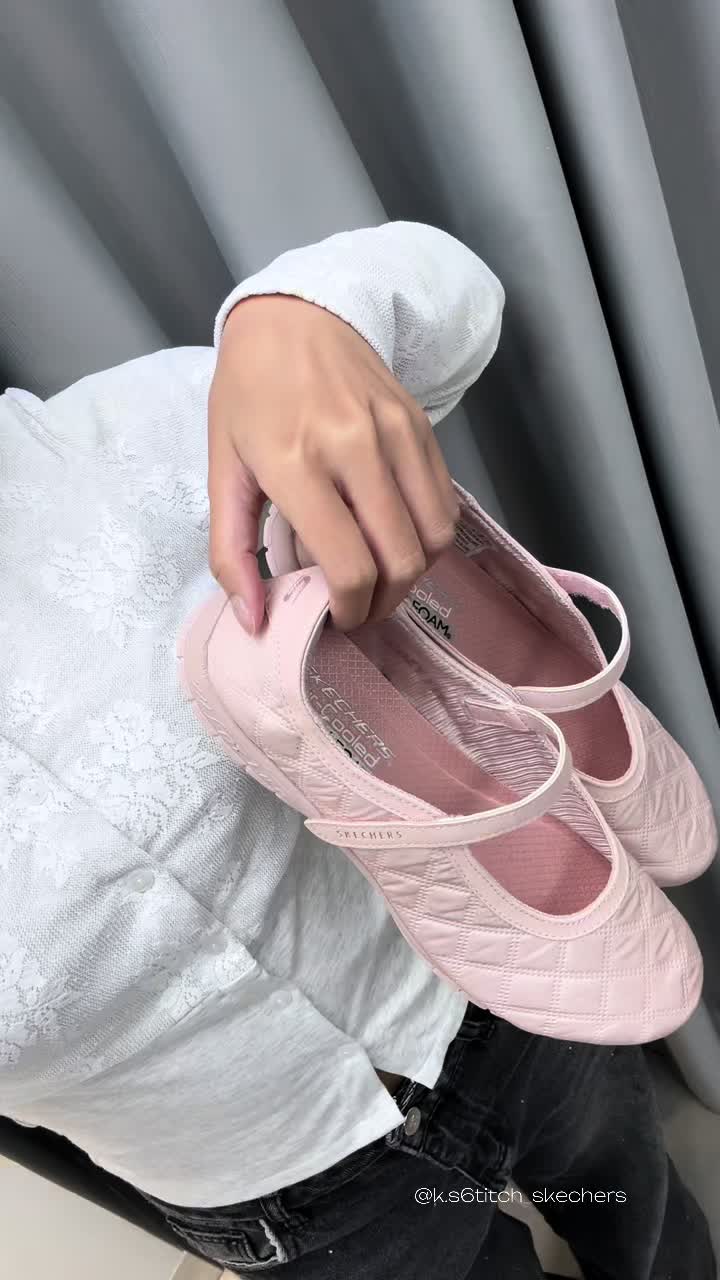 @K.S6titchSkechers
