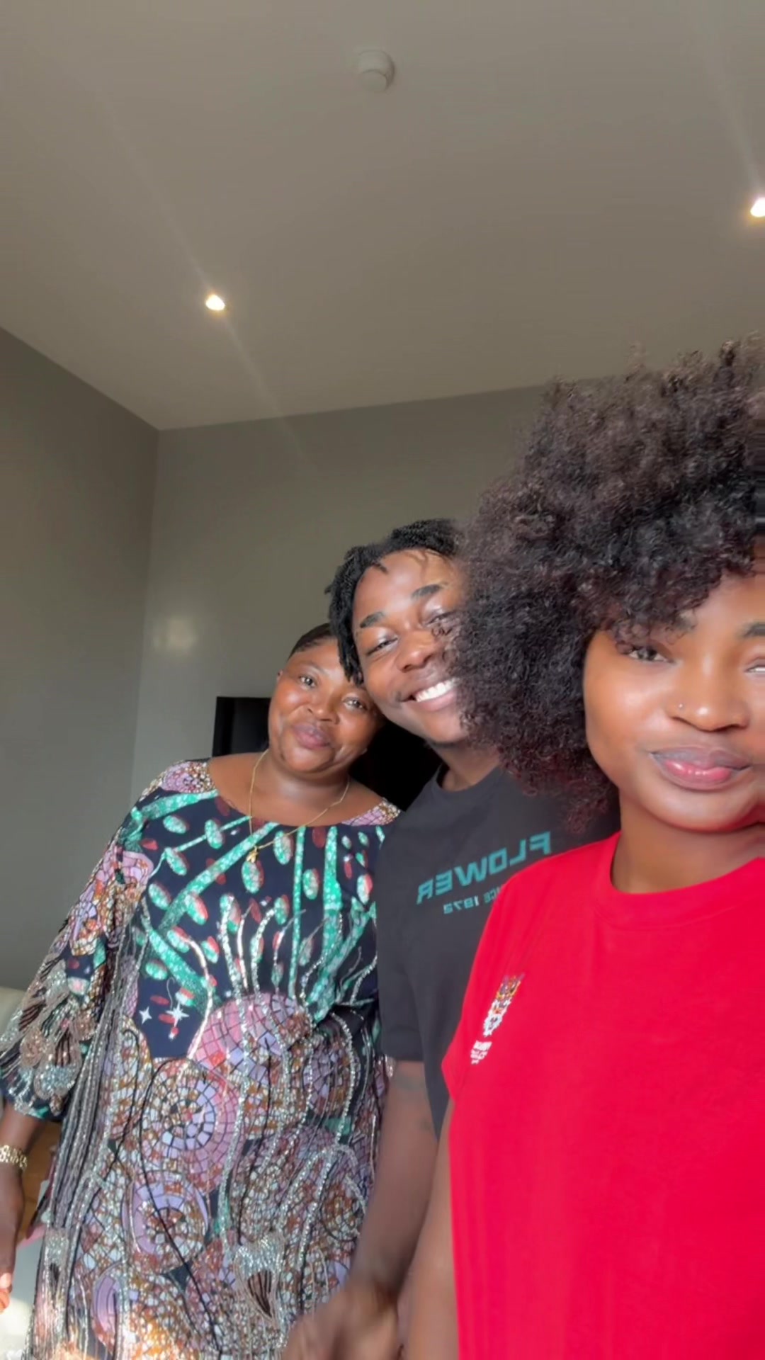 @ANNICHA🇨🇩❤️🇹🇬