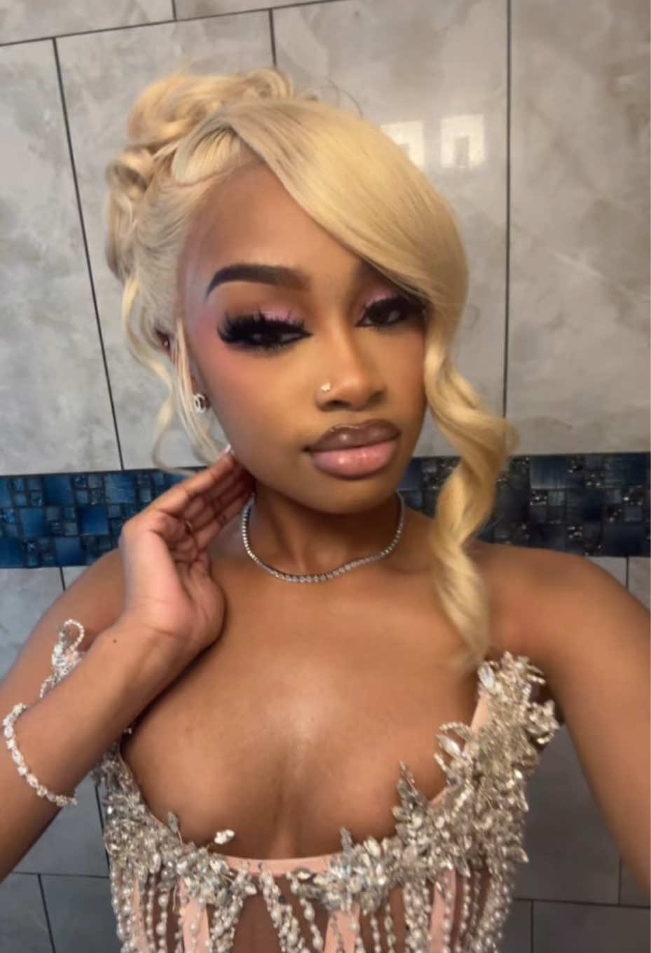 @aaniiyyah