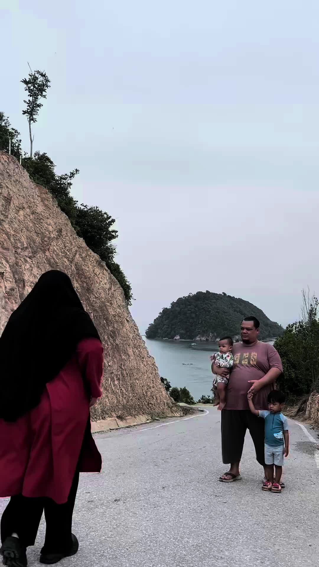 @Nur Aznayanti MN