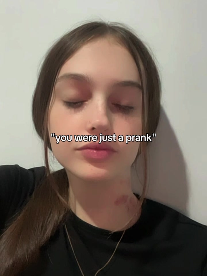 @𝒞ℴ𝓊𝓇𝓉𝓃ℯ𝓎